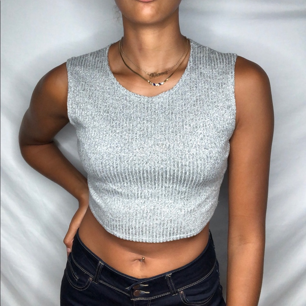 3/$15 Gray crop top sleeveless abound L Knit shirt